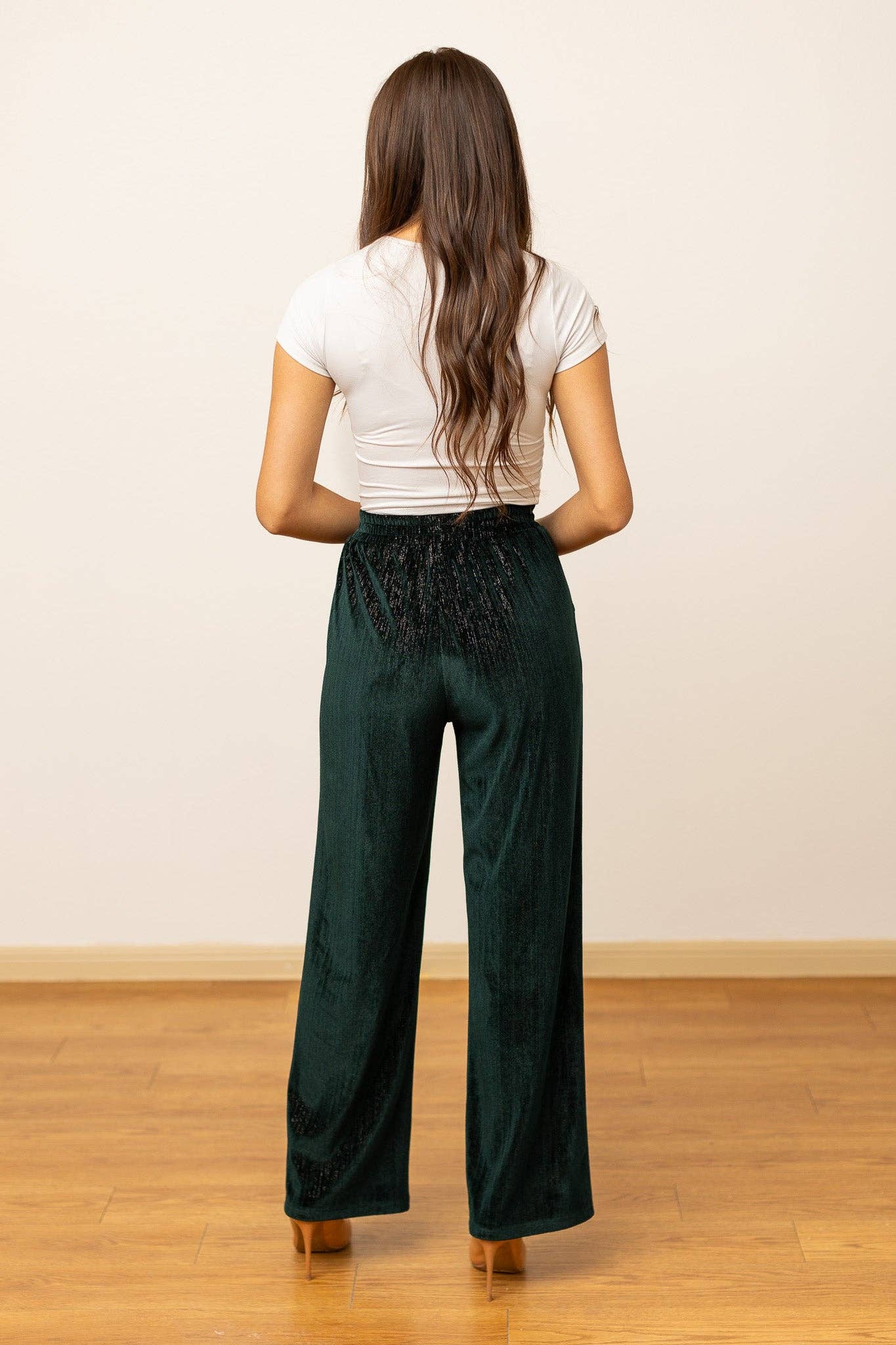 Velvet Straight-Leg Pants in Green