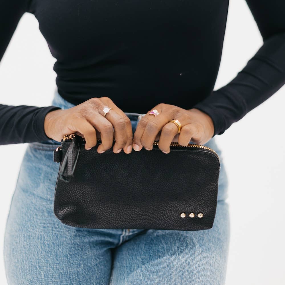 Cece Card Holder Clutch Bag: Black