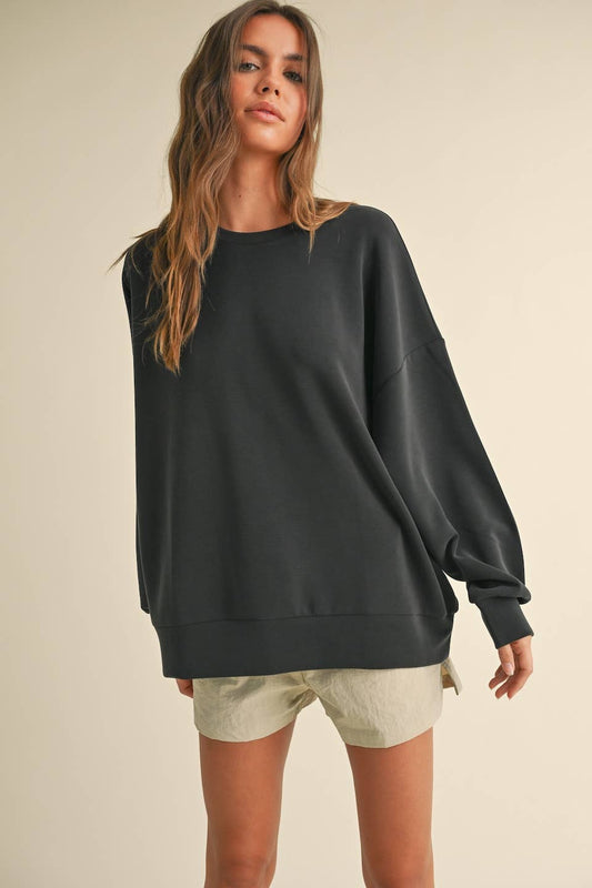 Mila Oversized Sweatshirt in black